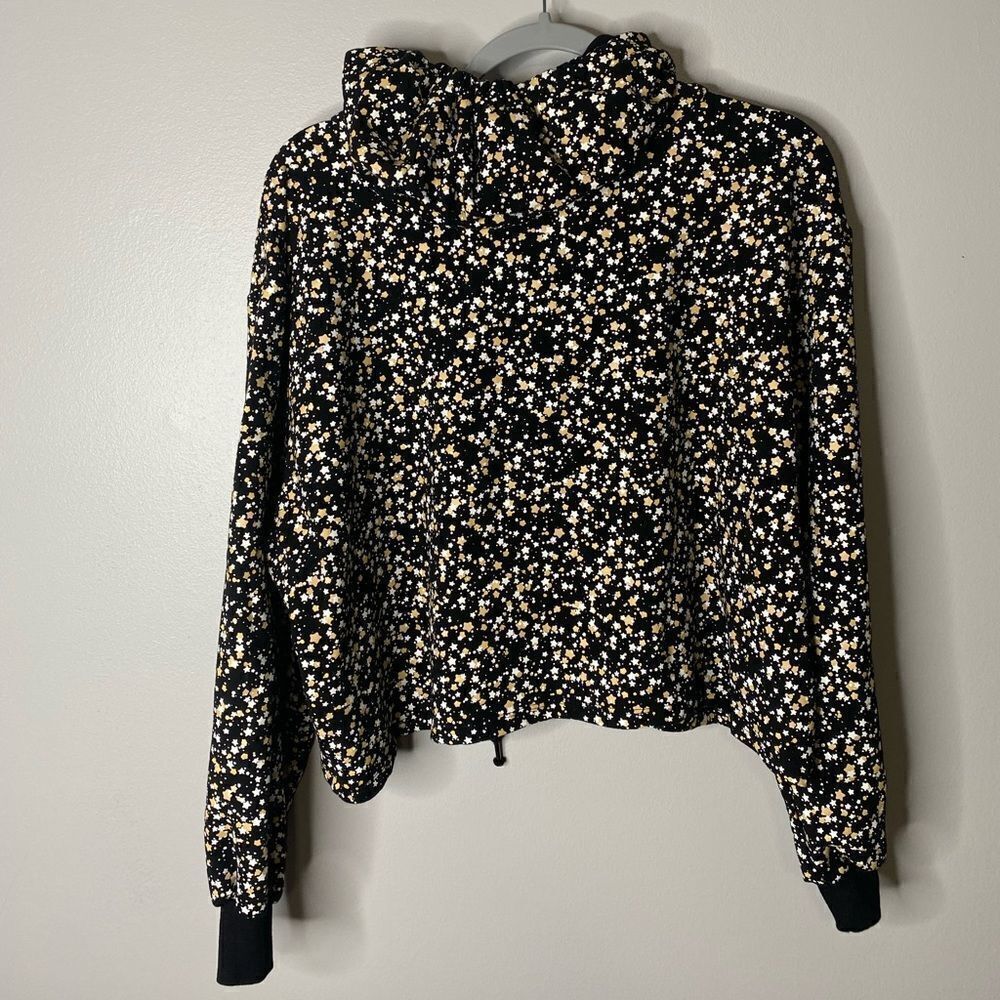 Eloquii X R29 Star Cropped Hoodie - Picture 5 of 5